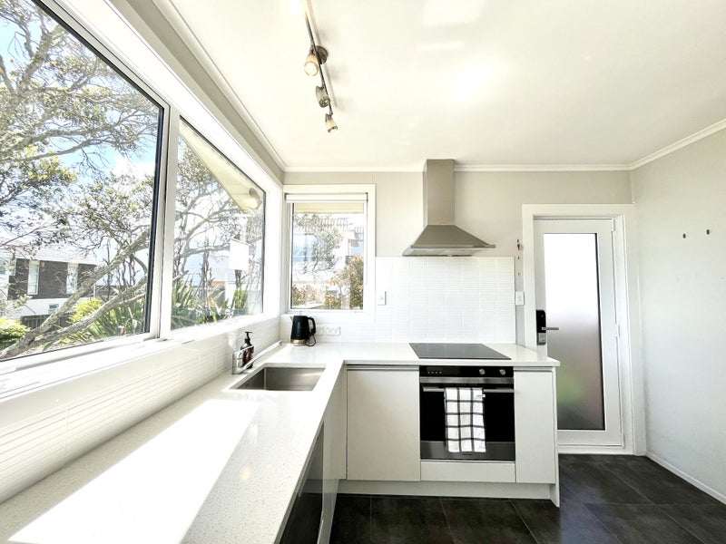3/35 Rangitoto Terrace, Milford, Auckland - Carousel 2