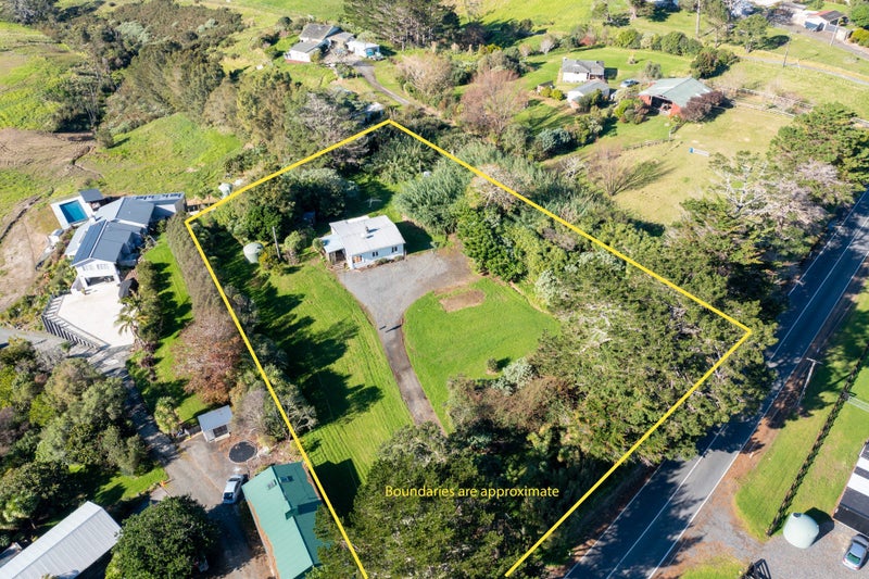 109 Amreins Road, Henderson - Carousel 20