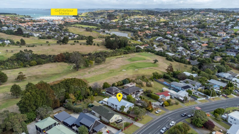 1309 Whangaparaoa Road, Army Bay, Whangaparaoa - Carousel 32