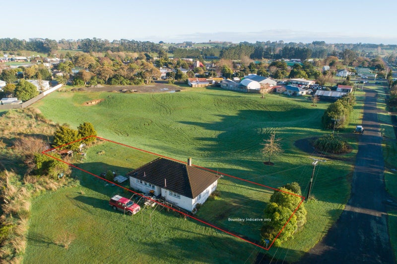 26 Pembroke Street, Highbury, Palmerston North - Carousel 1