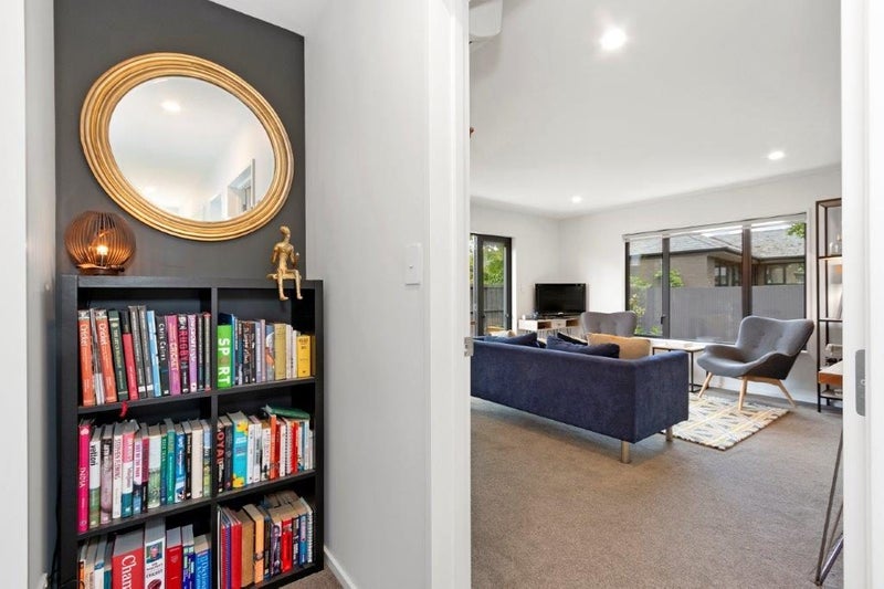 4/129 Aikmans Road, Merivale, Christchurch - Carousel 13
