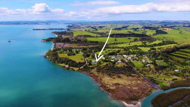 227 Brook Road, Waiuku - Carousel 1
