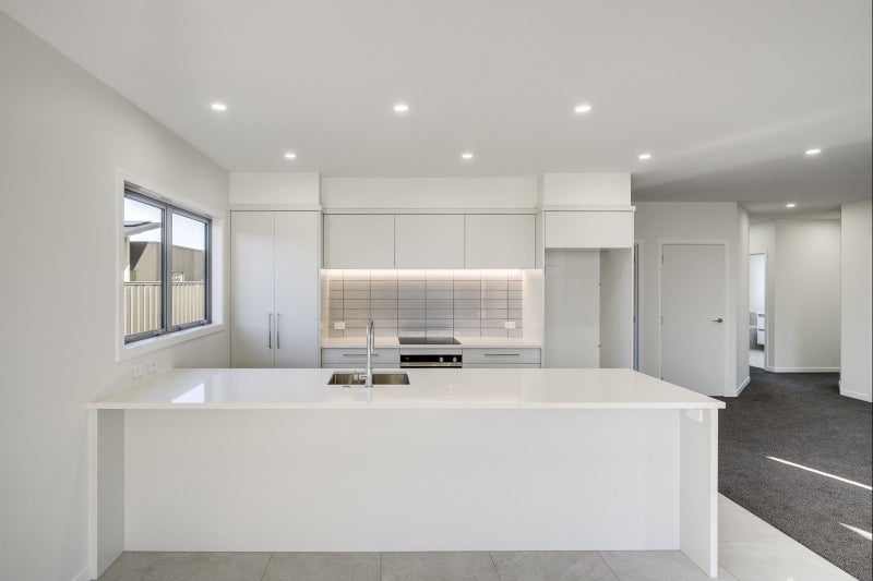 94 Eriksen Road, Te Awa, Napier - Carousel 2