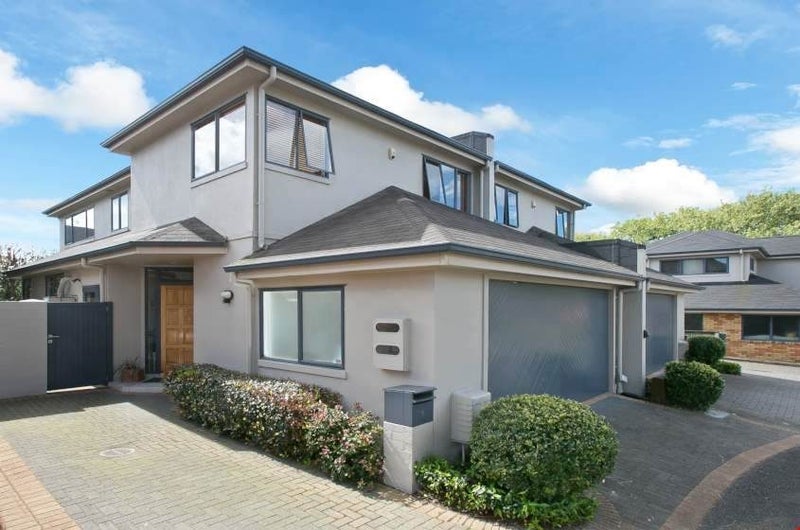 9 Canterbury Park Lane, Ellerslie, Auckland - Carousel 2