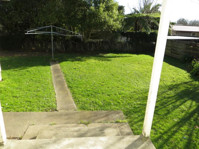 71 Slacks Road, Awapuni, Palmerston North - Carousel 11