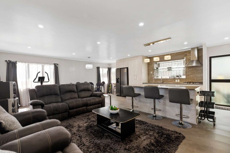 5 Kepler Place, Clover Park, Auckland - Carousel 11