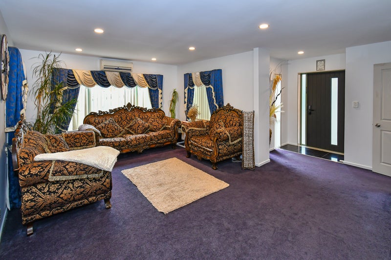 44 Crossandra Drive, Mangere, Auckland - Carousel 2