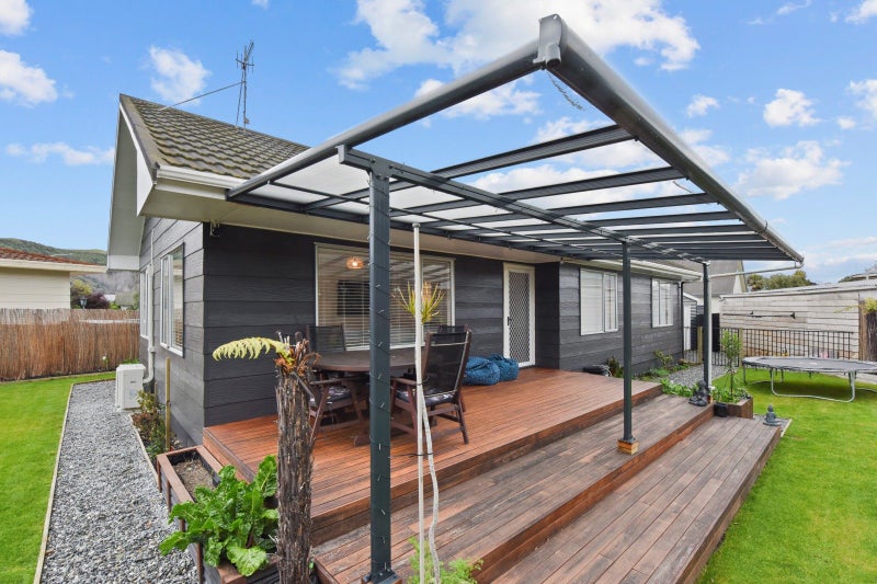 10 Dundas Street, The Wood, Nelson - Carousel 1