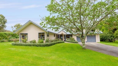 228 Tayforth Road, Westmere, Whanganui - Carousel 1