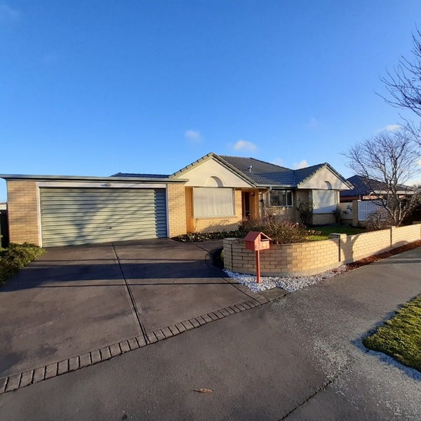 1/15 Showgate Avenue, Sockburn, Christchurch - Carousel 1