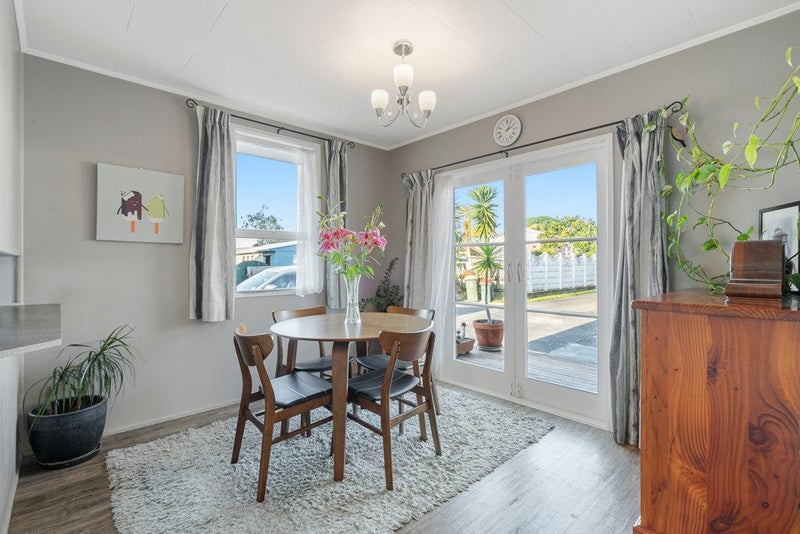 34 Cramond Drive, Mangere East, Auckland - Carousel 2