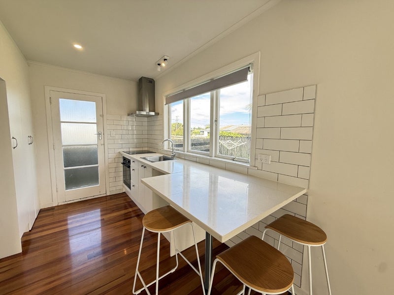 2 Fleet Street, Waiuku - Carousel 1