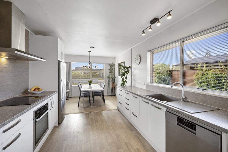 24 Manu Crescent, Upper Vogeltown, New Plymouth - Carousel 2