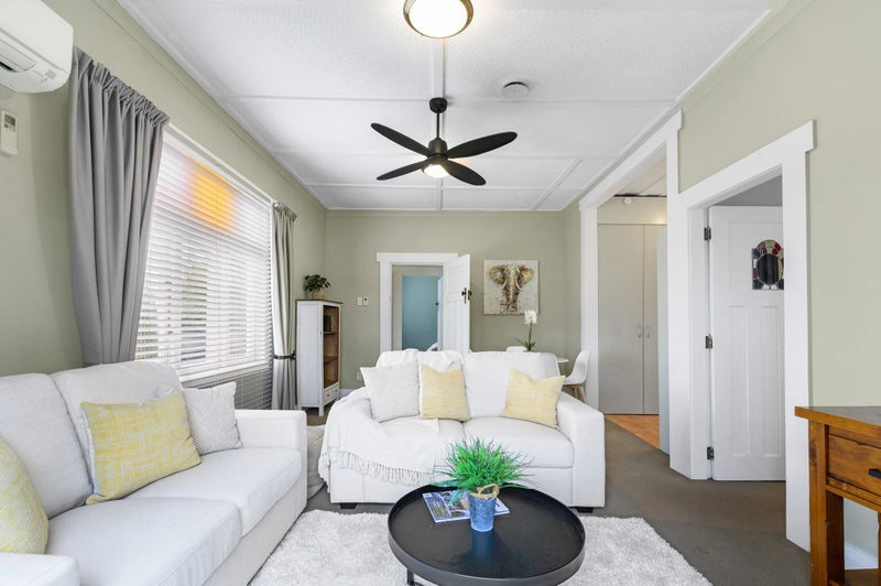 2 Rutland Street, Utuhina, Rotorua - Carousel 1