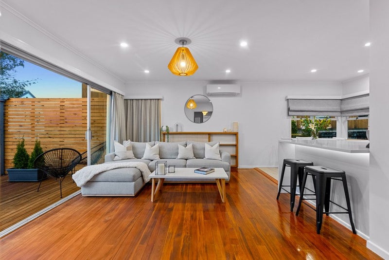 2/167 Beach Haven Road, Beach Haven, Auckland - Carousel 2