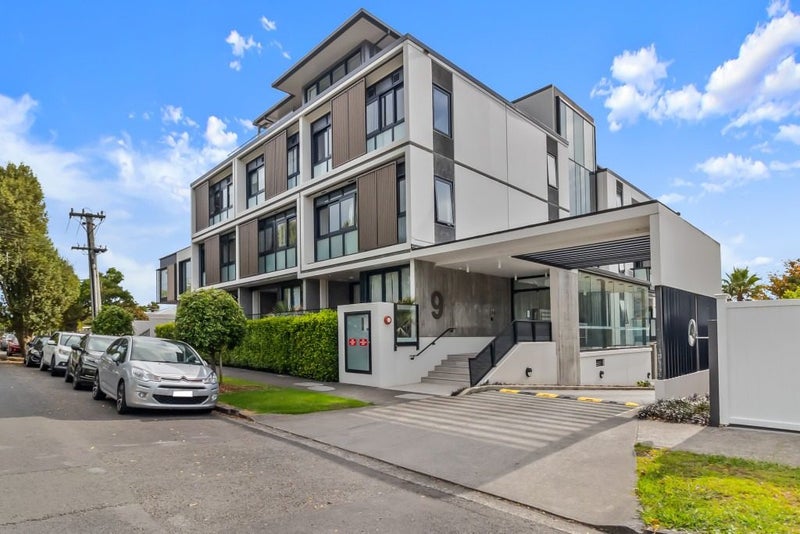 B03/9 Walmer Road, Point Chevalier, Auckland - Carousel 13