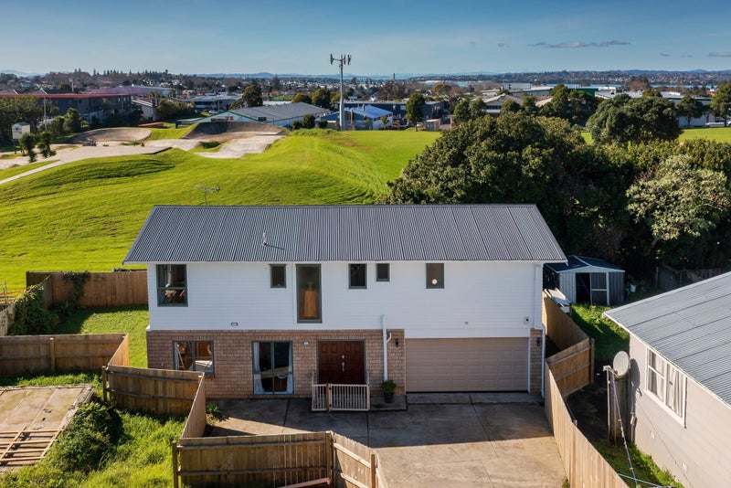 74A Howard Hunter Avenue, Saint Johns, Auckland - Carousel 2