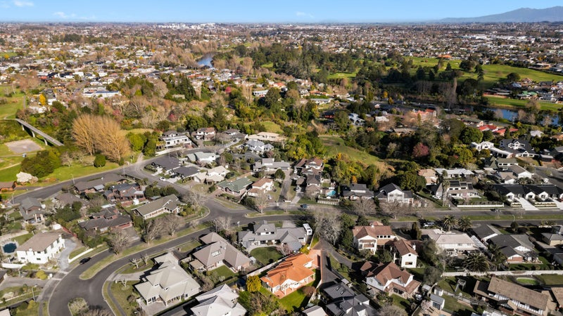 58 Harrowfield Drive, Harrowfield, Hamilton - Carousel 2