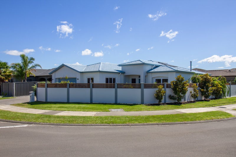 16 Pacific Avenue, Poraiti, Napier - Carousel 16