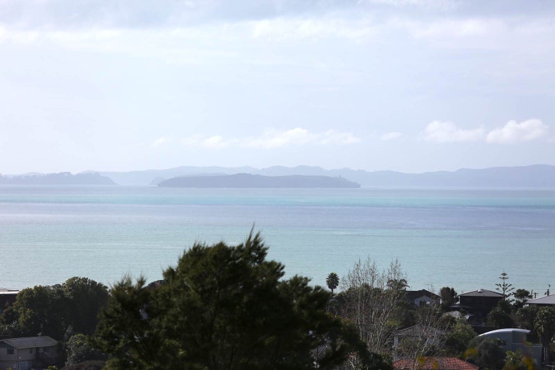 6 Brightside Road, Stanmore Bay, Whangaparāoa - Carousel 1