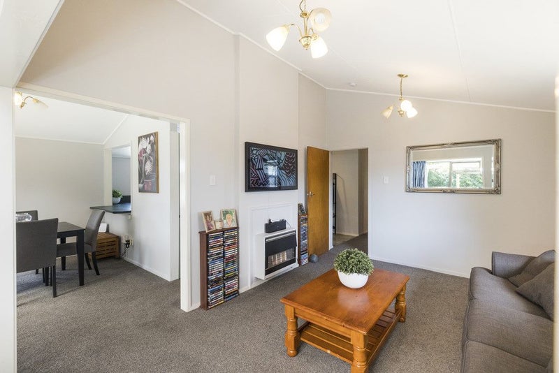 6 Marybank Mews, Highbury, Palmerston North - Carousel 2