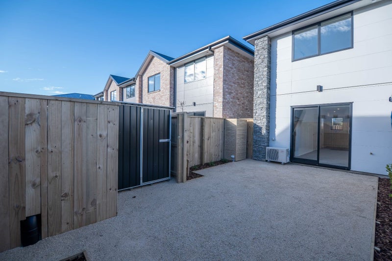 8/12 Freyberg Avenue, Riccarton, Christchurch - Carousel 12