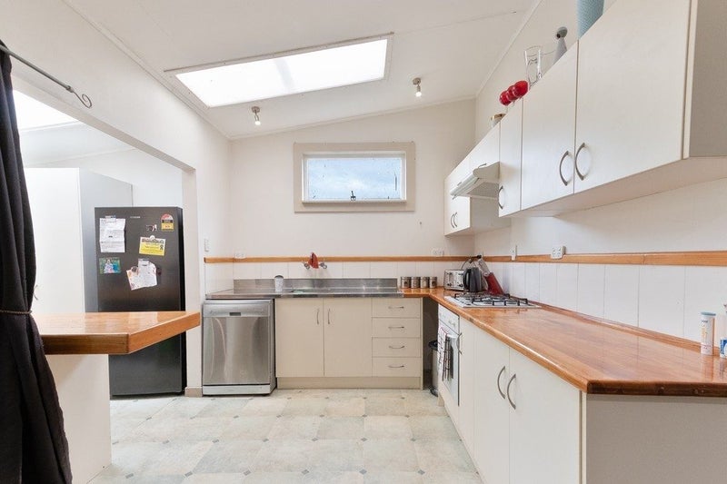 15 Ingestre Street, Whanganui, Whanganui - Carousel 2