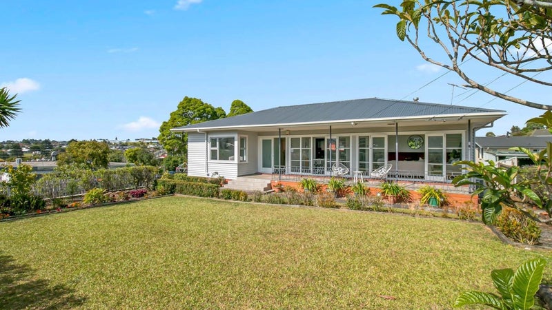 259 New Windsor Road, New Windsor, Auckland - Carousel 1