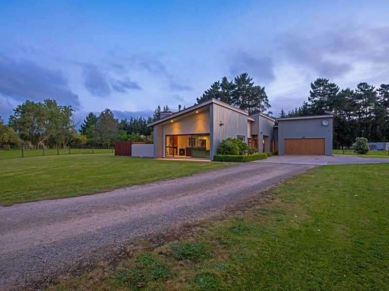 76 Hewitts Road, Linton, Palmerston North - Carousel 17