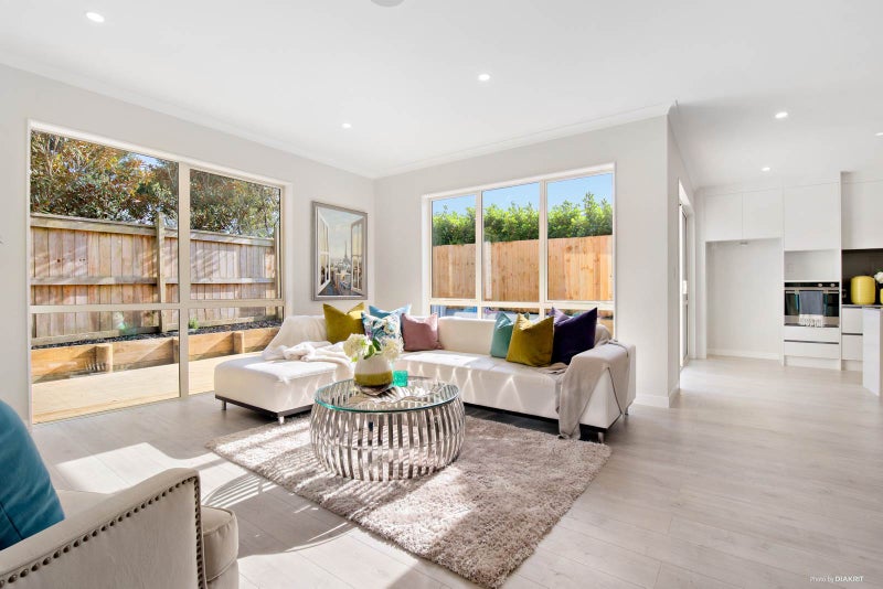 5A Whitney Street, New Windsor, Auckland - Carousel 1