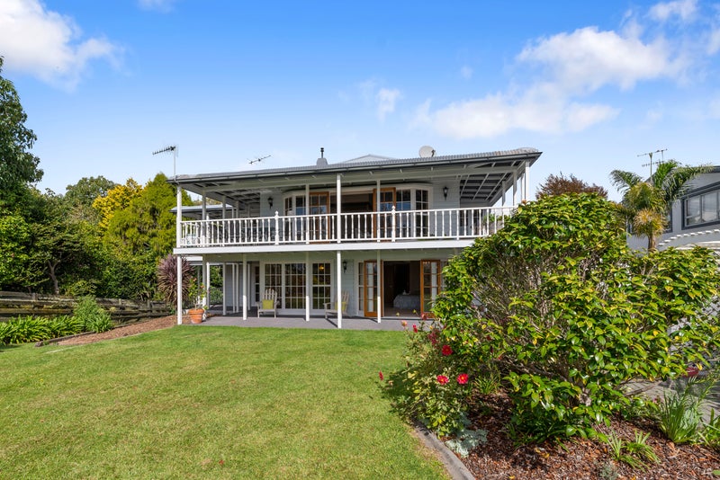 14 Vista Place, Kawaha Point, Rotorua - Carousel 35