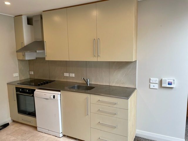 3 Malvern Street, Woodhaugh, Dunedin - Carousel 2