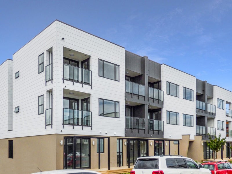 115/98 Haverstock Road, Sandringham, Auckland - Carousel 1