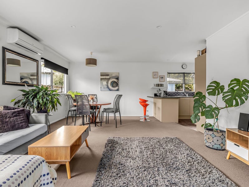 3 Buisson Glade, West Harbour, Auckland - Carousel 2