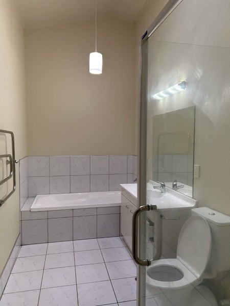 4 Mitika Way, Strathmore Park, Wellington - Carousel 16