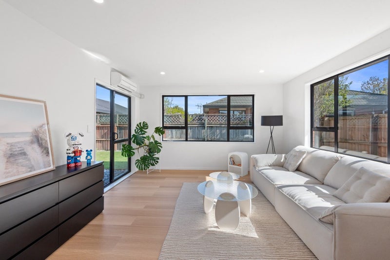 97A Mandeville Street, Riccarton, Christchurch - Carousel 1