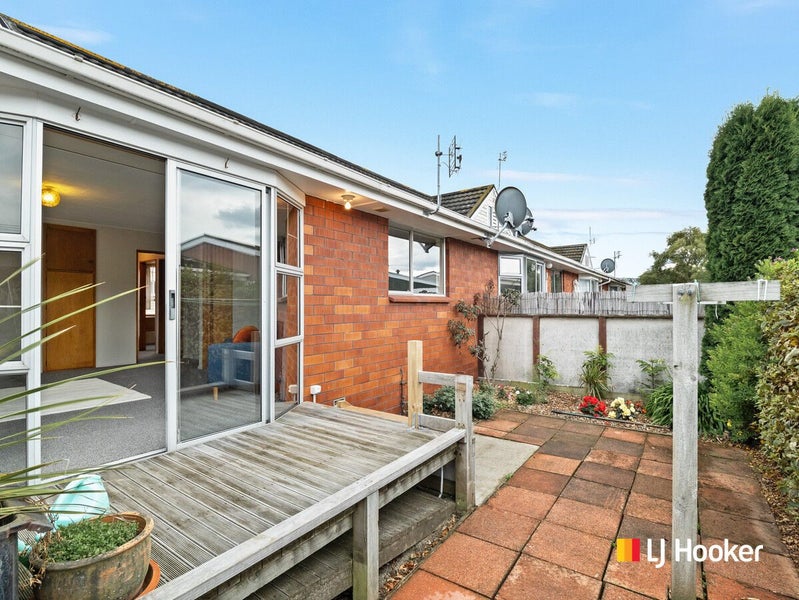 196A Bay View Road, South Dunedin, Dunedin - Carousel 1