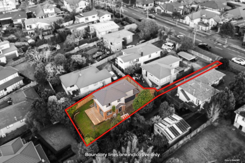 216B Sturges Road, Henderson, Auckland - Carousel 2