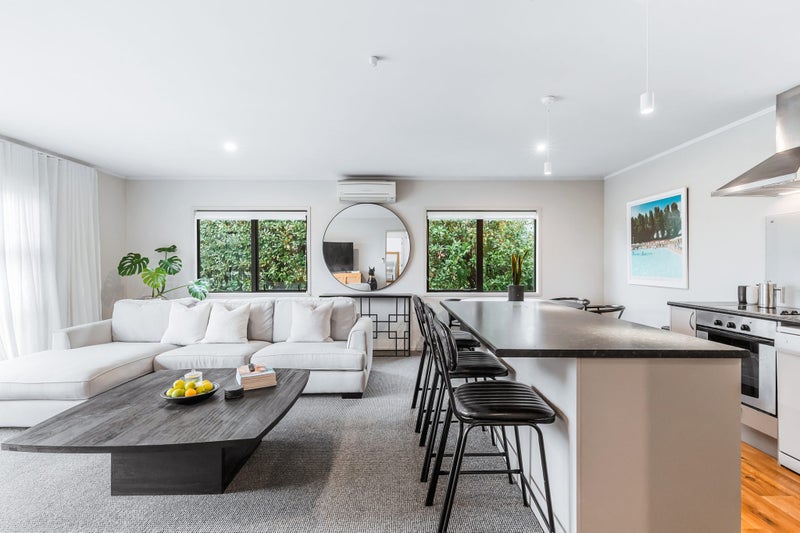 1/27 Tawa Street, Hilltop, Taupō - Carousel 1