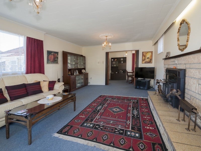 203 Cambridge Terrace, Naenae, Lower Hutt - Carousel 2