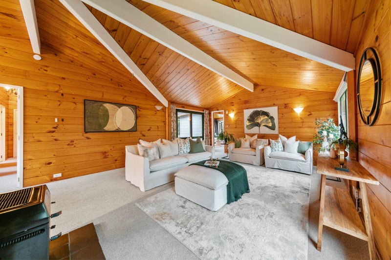 204 Shaw Road, Oratia, Auckland - Carousel 2