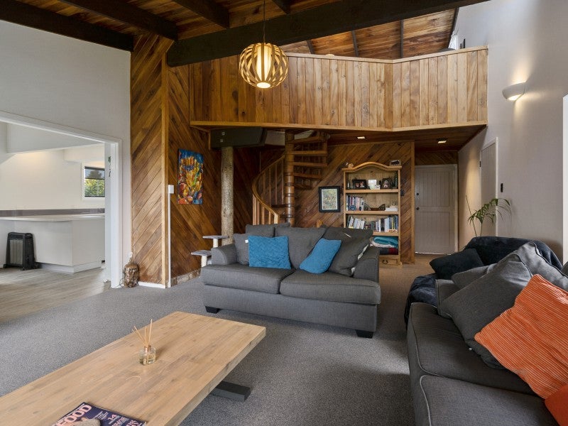 12 Fairfax Terrace, Frankleigh Park, New Plymouth - Carousel 2