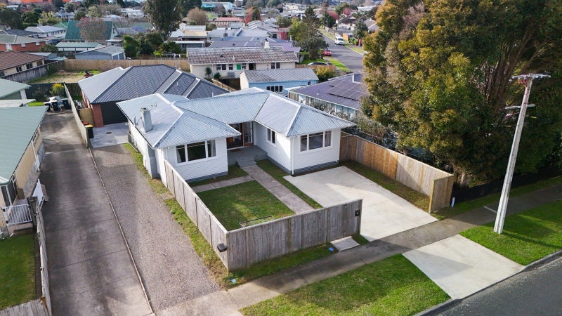 13 Alverstoke Road, Parkvale, Tauranga - Carousel 2