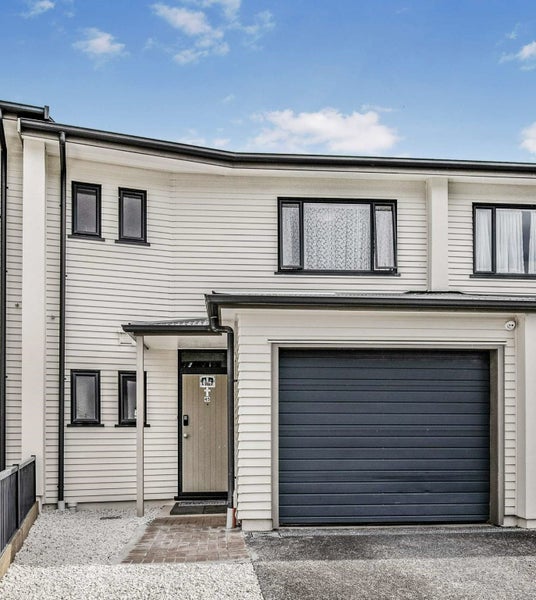 45/2 Armoy Drive, East Tamaki, Auckland - Carousel 2