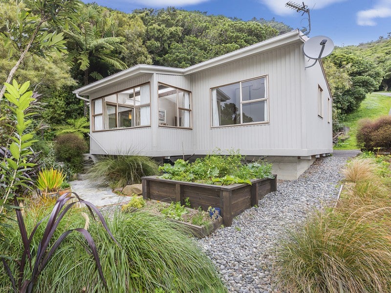 7 Monmouth Way, Wilton, Wellington - Carousel 1