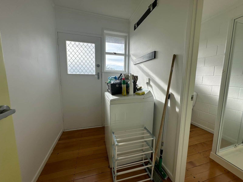 3/2 Thatcher Street, Mission Bay, Auckland - Carousel 9