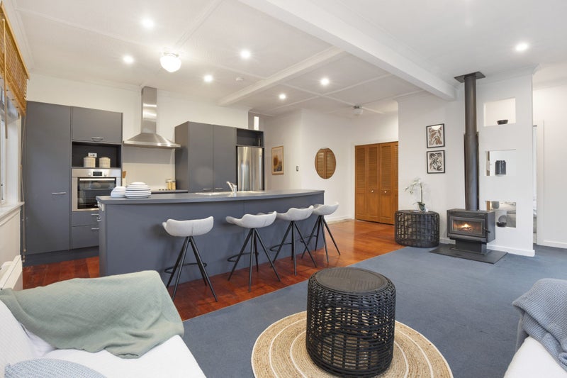 92 Townsend Road, Miramar, Wellington - Carousel 1