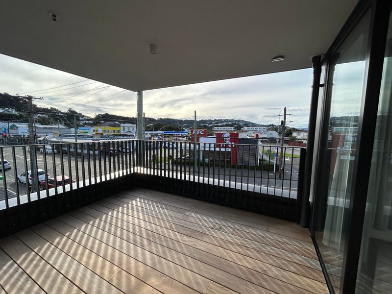 201/2 Onepu Road, Kilbirnie, Wellington - Carousel 10