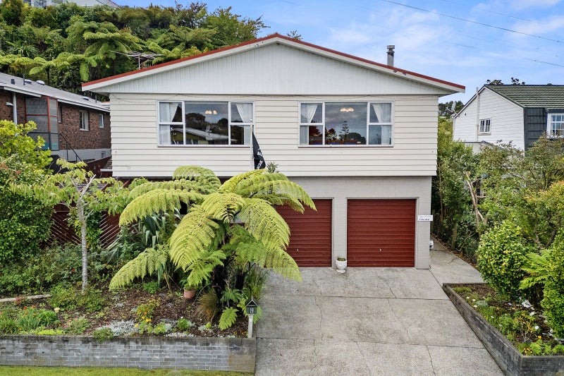19 Rondane Place, Tirohanga, Lower Hutt - Carousel 1