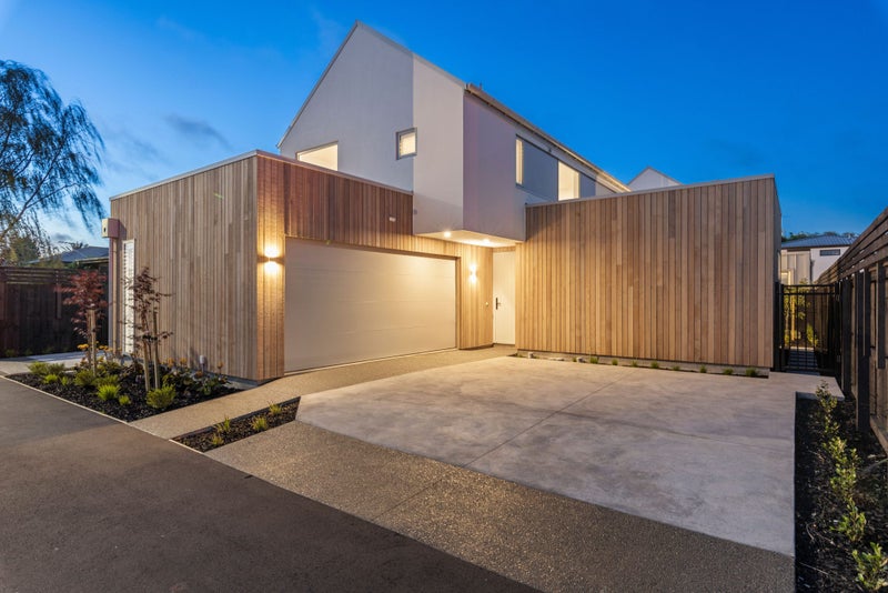 89 Westminster Street, St Albans, Christchurch - Carousel 1